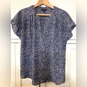 Banana Republic short sleeve blouse